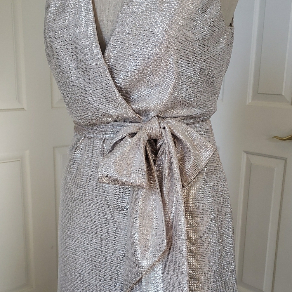 Lauren Ralph Lauren Silver Metallic Wrap Dress | Sleeveless Evening Gown SIZE 2 - Picture 10 of 16